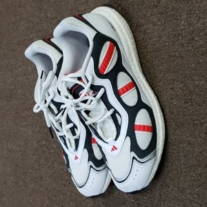 Adidas UltraBoost Supernova DNA